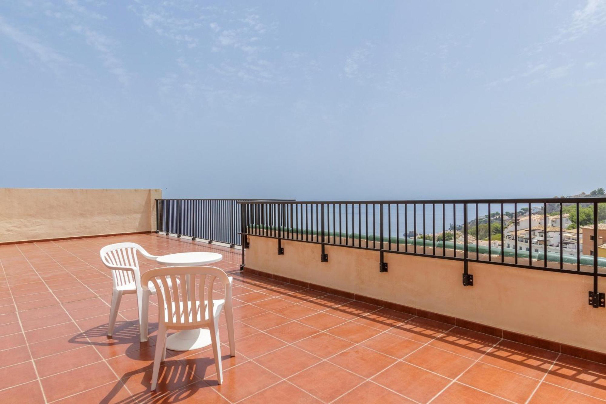 Apartamentos Best Alcazar ลาเอร์ราดูรา ภายนอก รูปภาพ