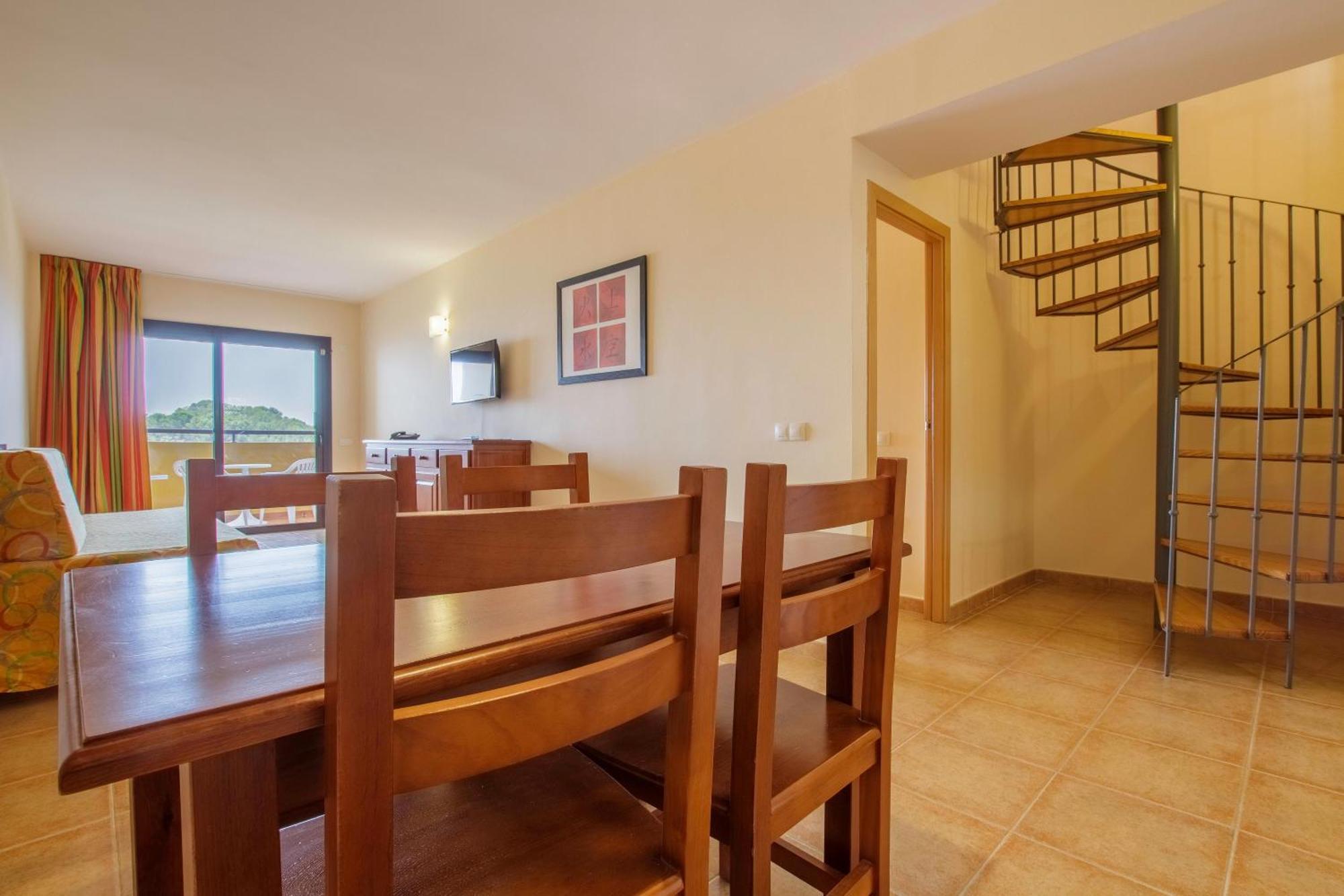 Apartamentos Best Alcazar ลาเอร์ราดูรา ภายนอก รูปภาพ