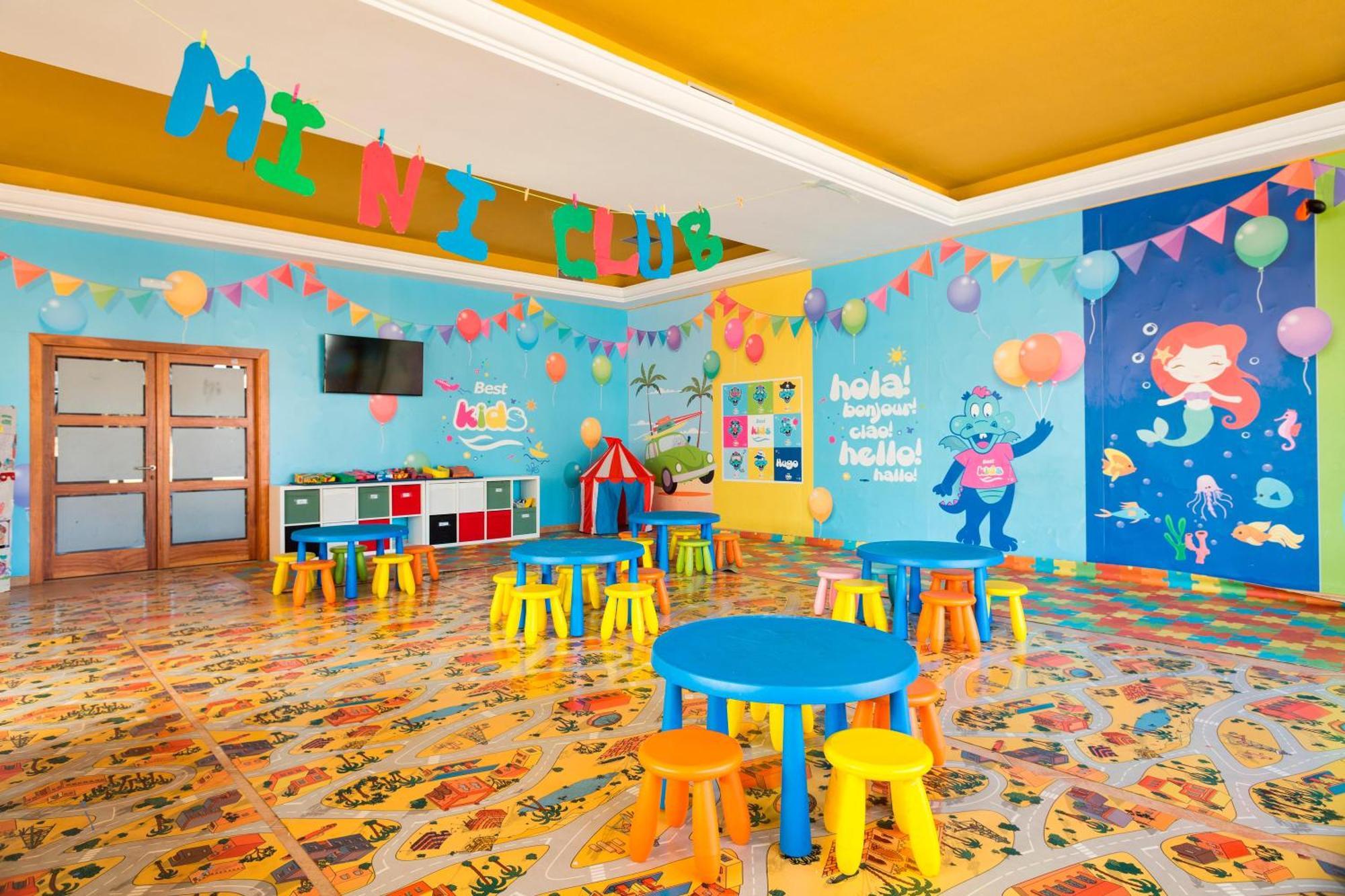 Apartamentos Best Alcazar ลาเอร์ราดูรา ภายนอก รูปภาพ