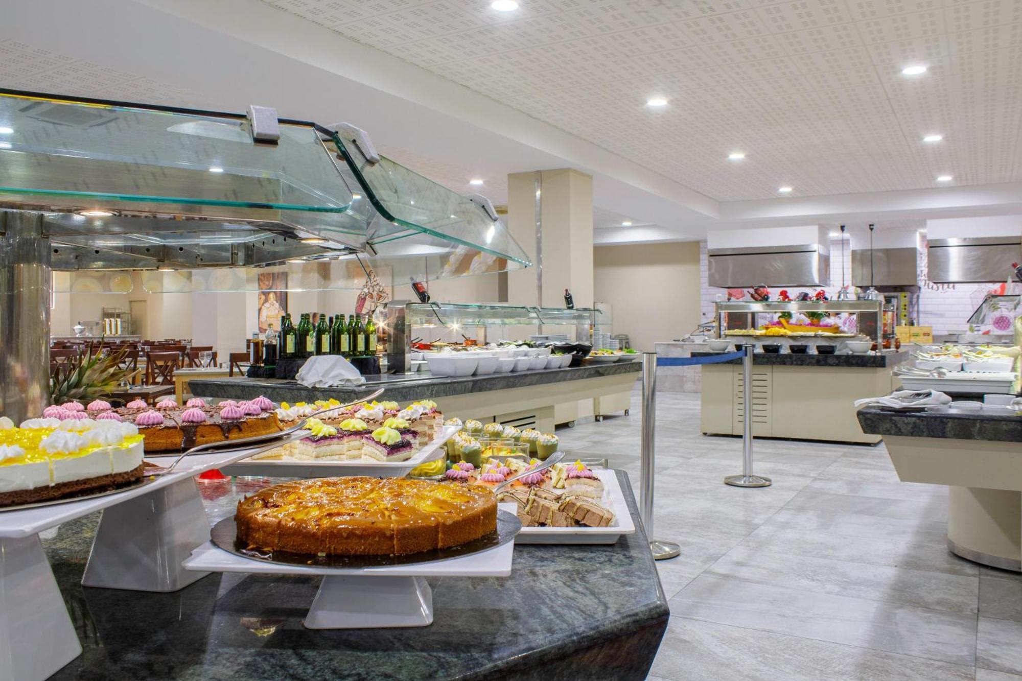 Apartamentos Best Alcazar ลาเอร์ราดูรา ภายนอก รูปภาพ