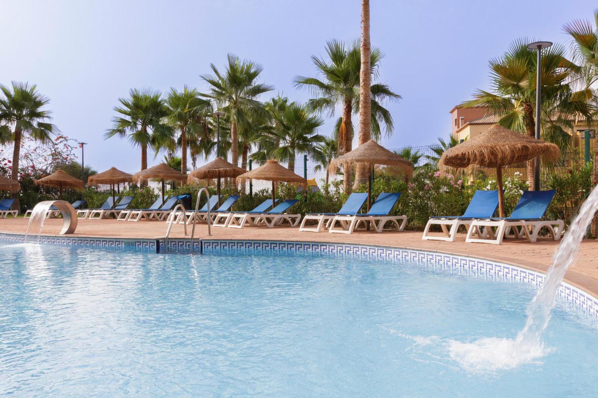 Apartamentos Best Alcazar ลาเอร์ราดูรา ภายนอก รูปภาพ